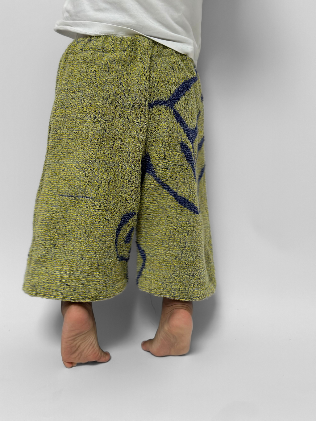 Panta court enfant oversize upcyclé