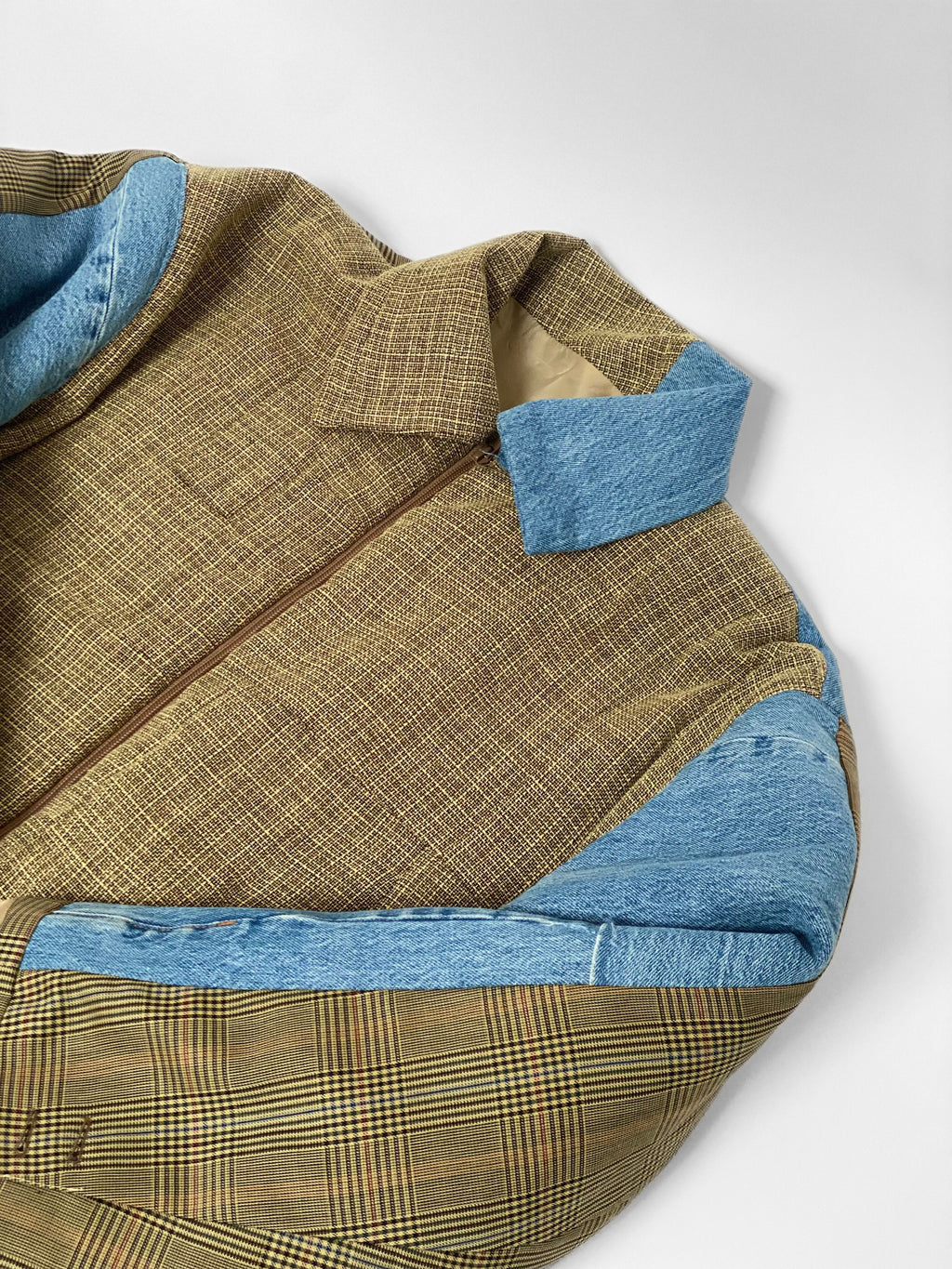 Veste upcyclée patchwork denim & blazer – COMMELEJOUR