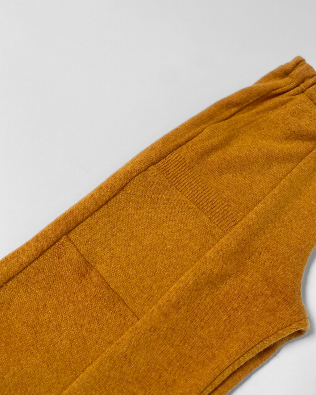 Pantalon oversize enfant upcyclé