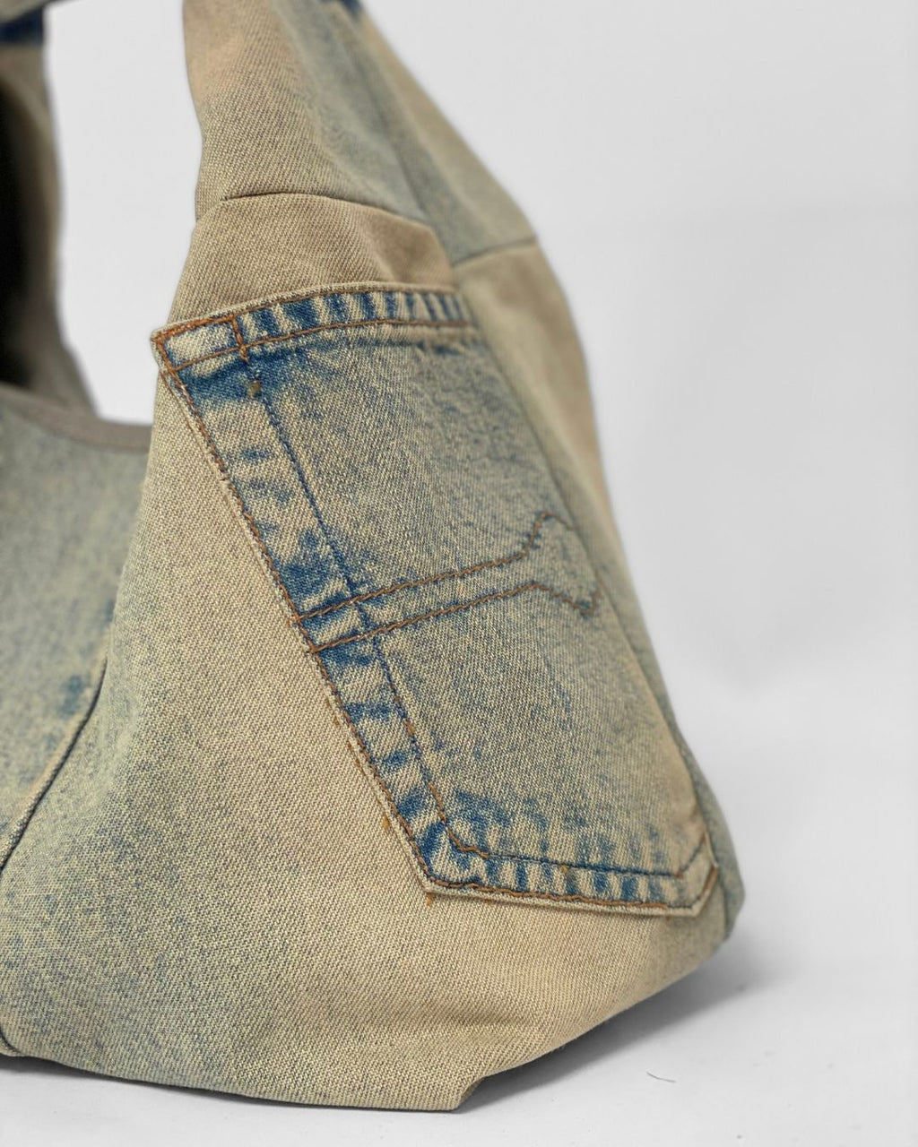 Le Handbag Medium - COMMELEJOUR