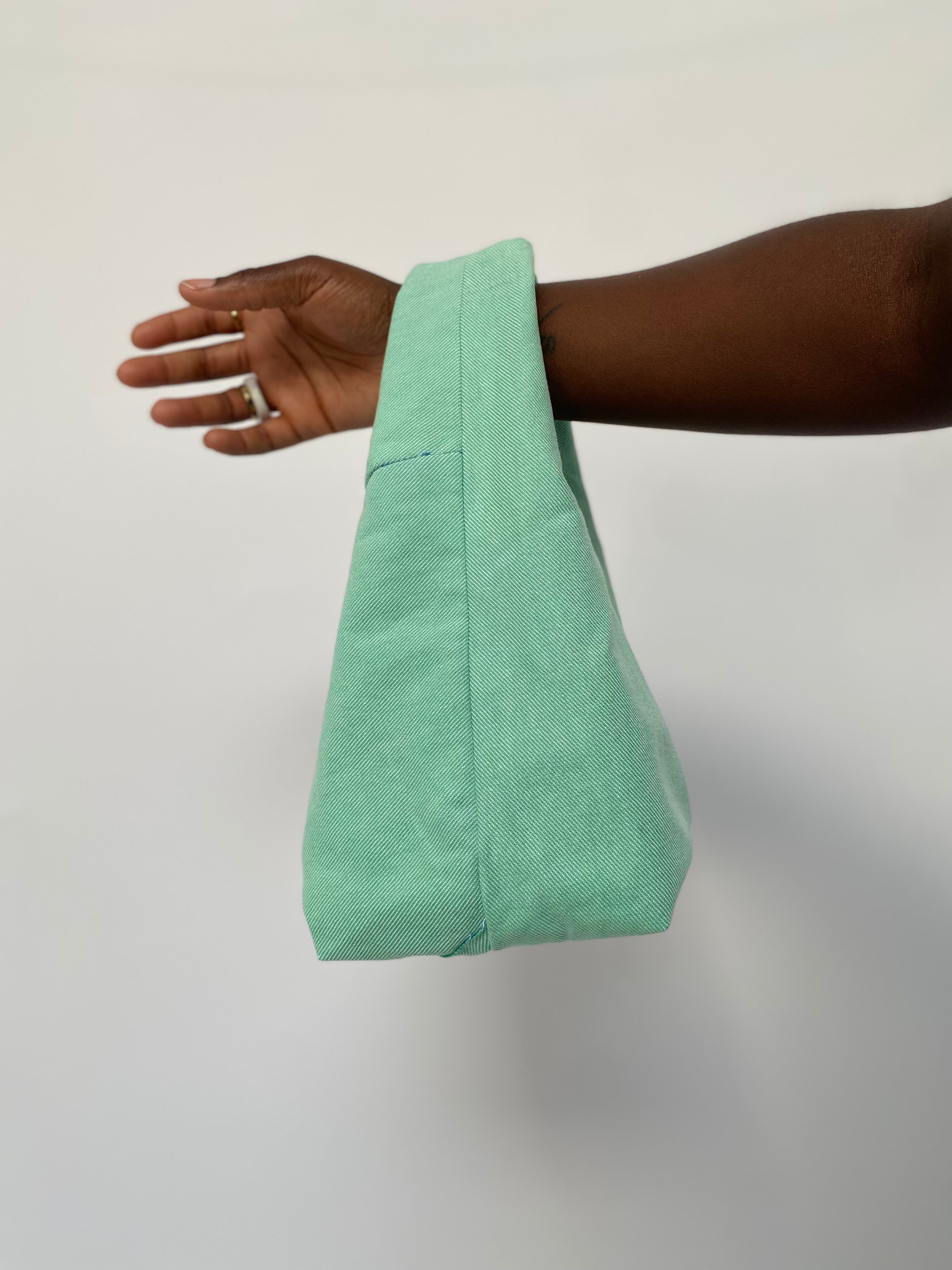 Le Handbag Medium - COMMELEJOUR